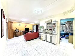 Blk 613 Woodlands Avenue 4 (Woodlands), HDB 5 Rooms #547067361